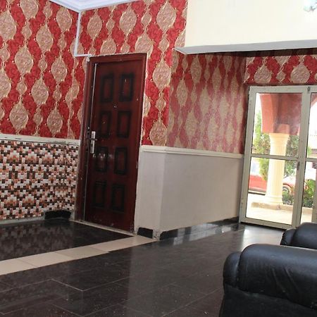 Aliayabiagba Aquatic Suites & Apartments מראה חיצוני תמונה